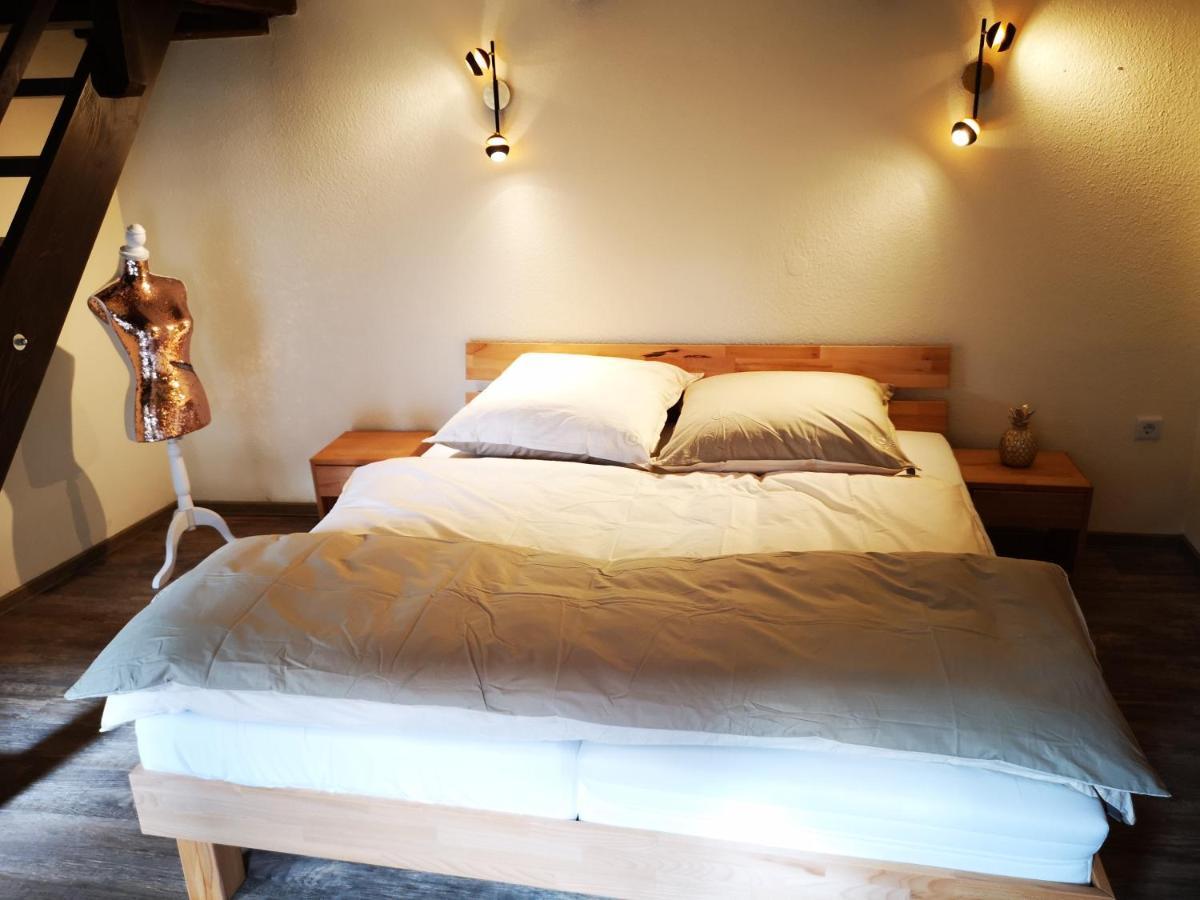 Ferienwohnungen Am Flusterbogen 格尔利茨 外观 照片